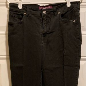 Gloria Vanderbilt, well fitting, black jeans…